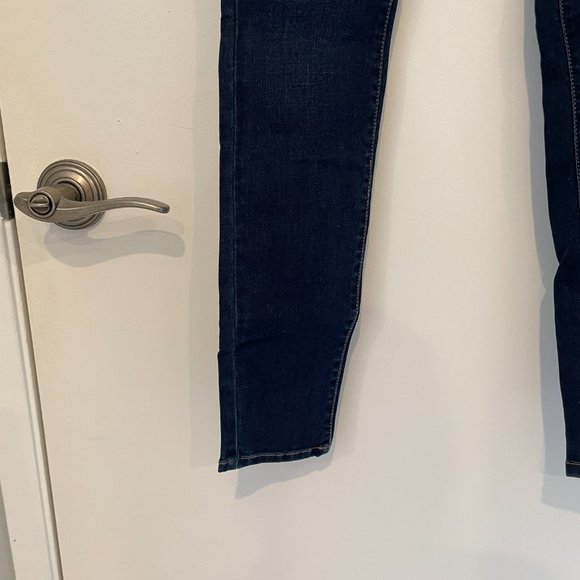 RSQ Mid Rise Jegging - Picture 8 of 11